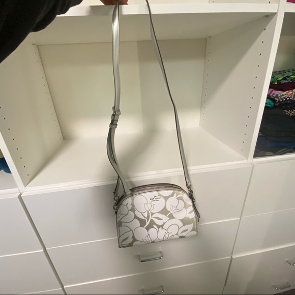 Kate Spade Crossbody - Picture 7 of 15